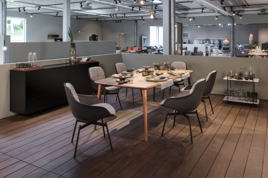 900 Tafel Rolf Benz Sfeer